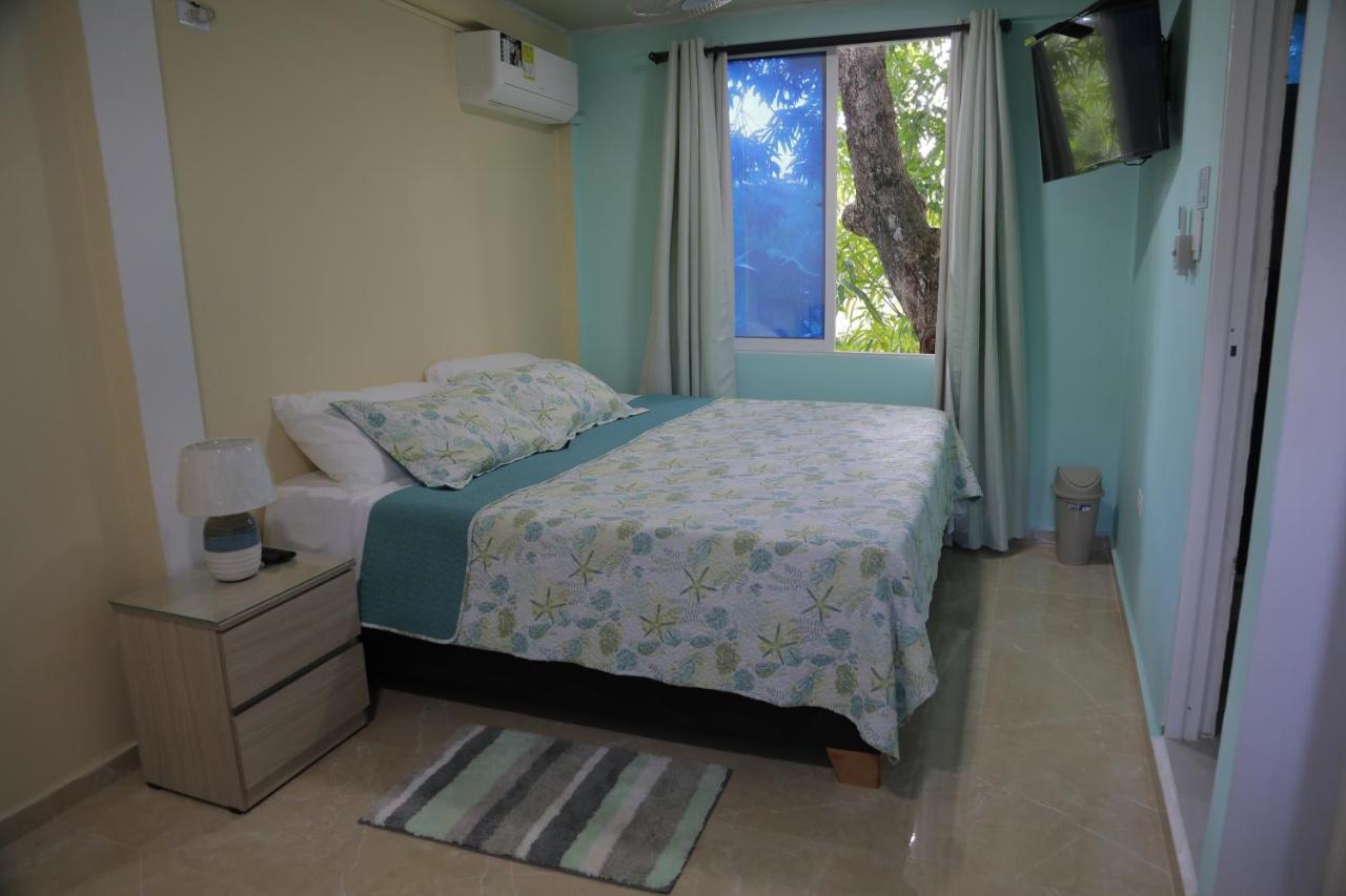 Mango House
